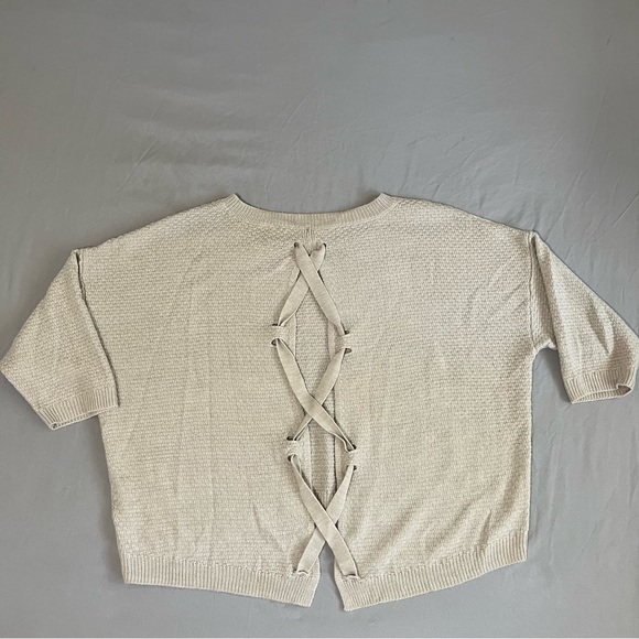 New York and Company Soho Tan Knit Sweater cross back Size XL - Picture 4 of 14